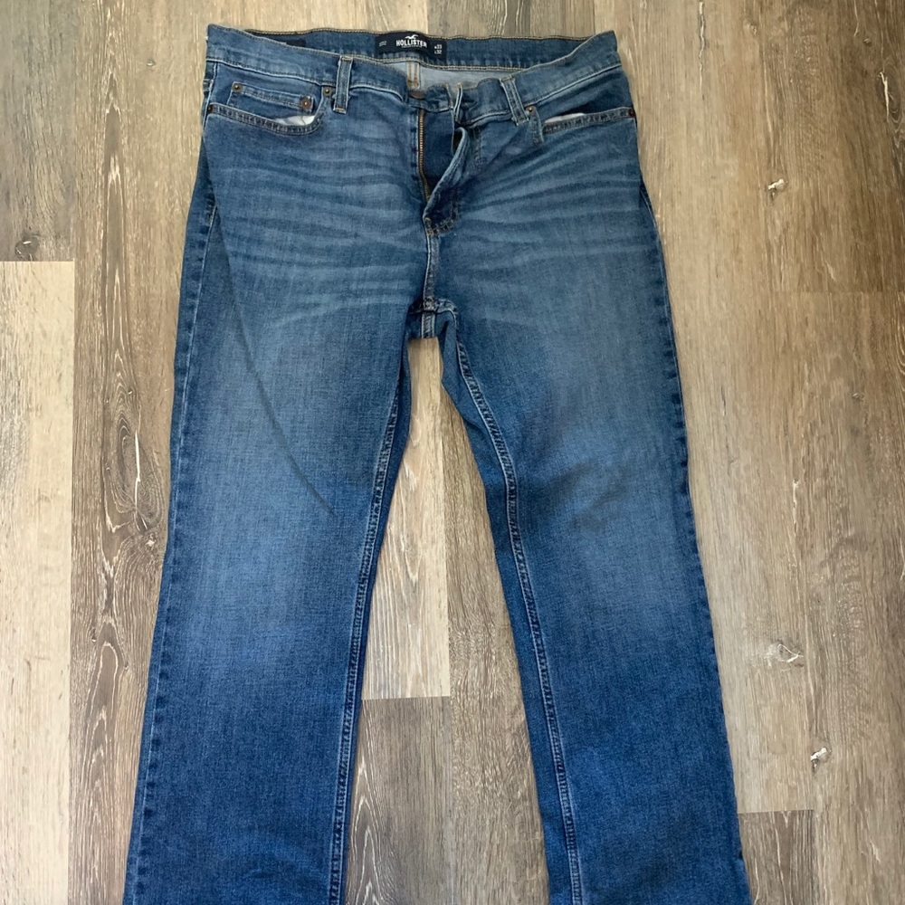 Hollister bootcut Jeans 33x32.